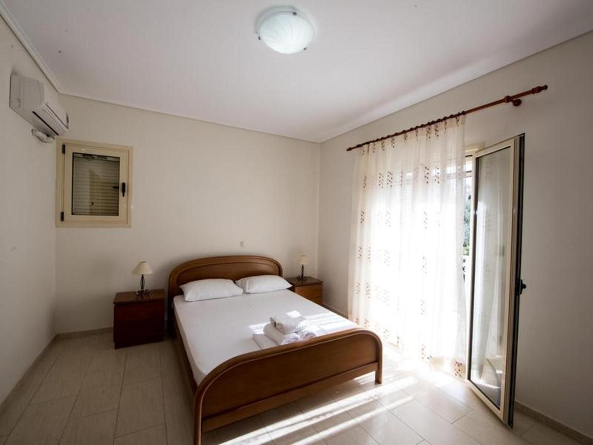 Manoleas Villas - Apartment 2 Stoúpa Exterior foto